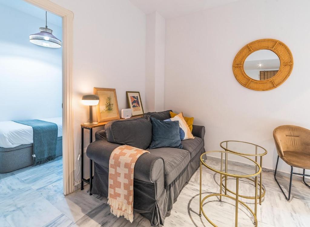 Flipanddo Triana - 1