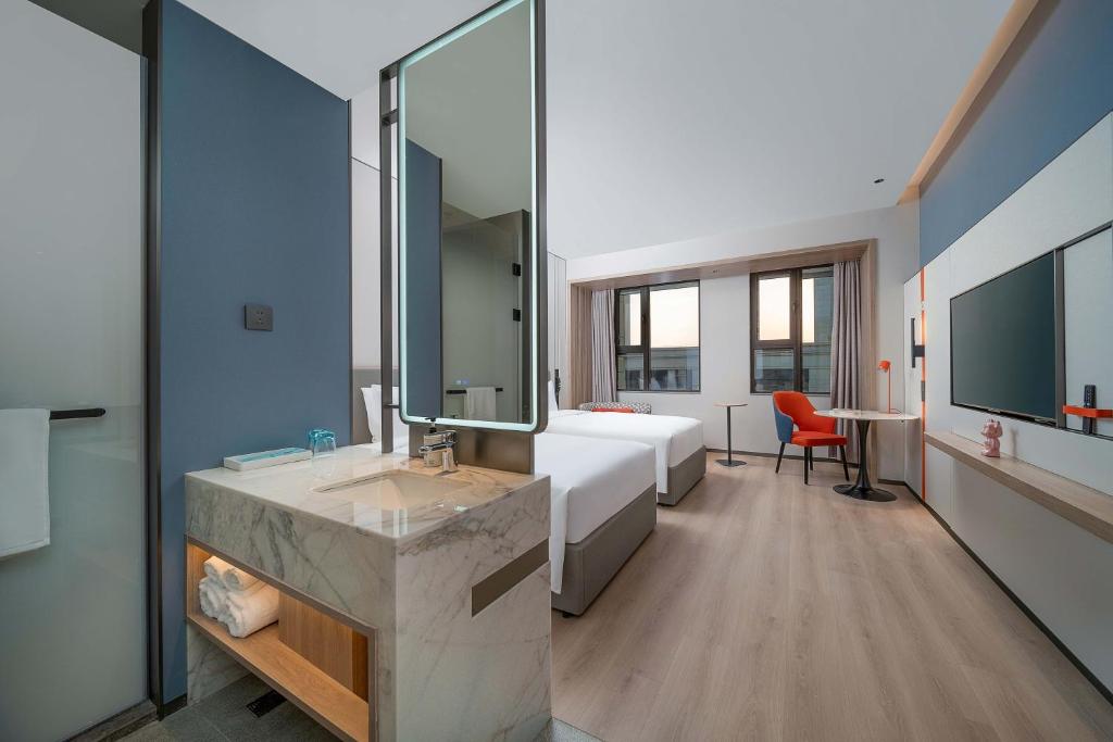 Holiday Inn Express Suzhou Shihu University Town - High Floor Standard Zweibettzimmer
