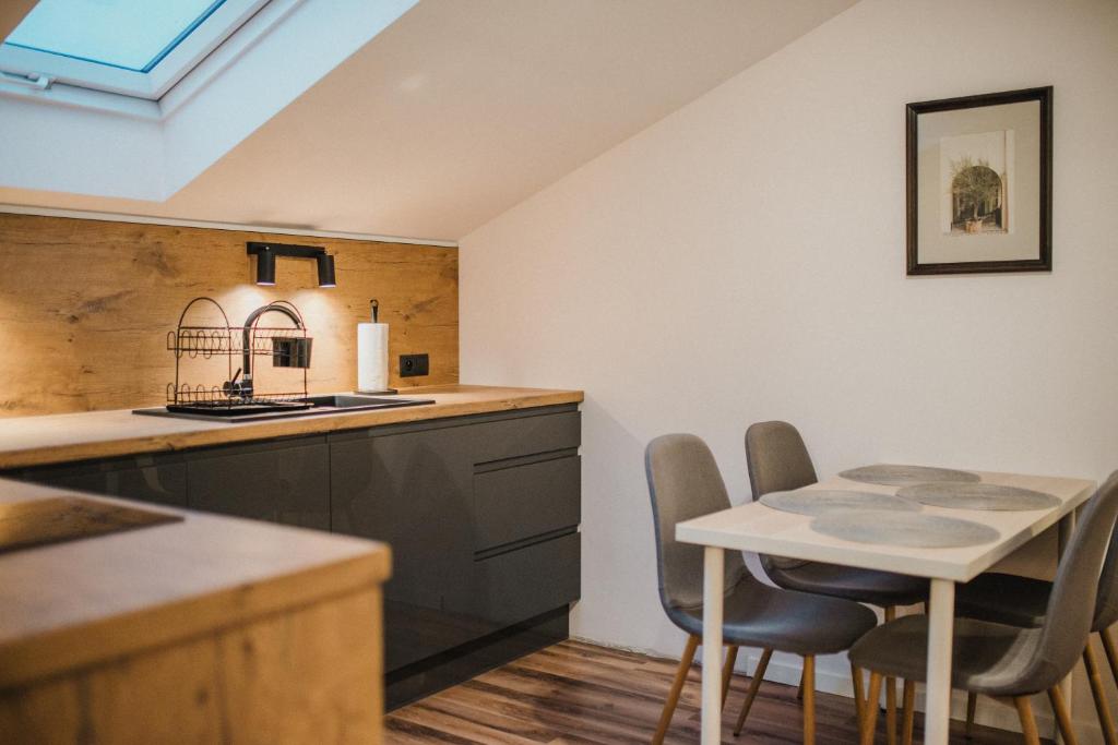 APARTAMENTY PRZY PARKU- Parking GRATIS!!! - Appartement Met één Slaapkamer