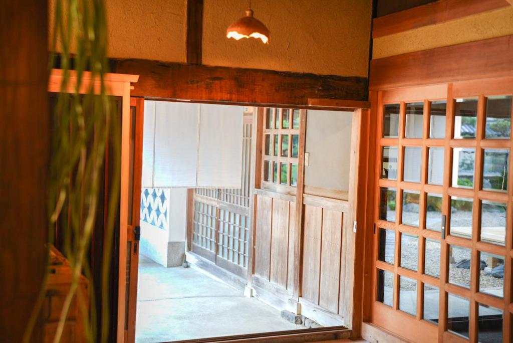 Fotografie z fotogalerie ubytování 奥明日香古民家一棟貸し宿 弥栄 Yasaka v destinaci Asuka