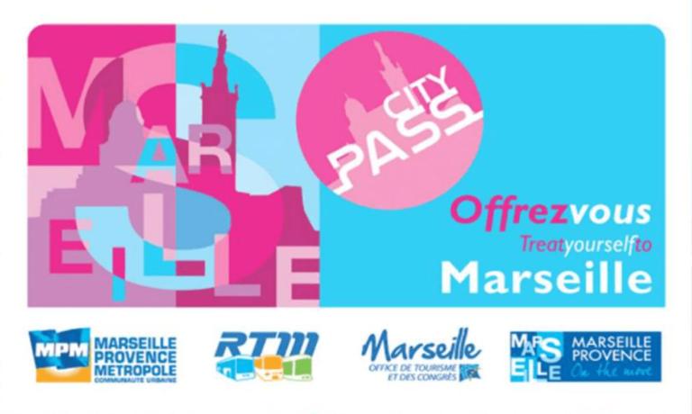 a set of three posters with the cnn marsle logo at Massilia Calling love Appartement de standing 8 personnes Marseille proche métro parking facile in Marseille