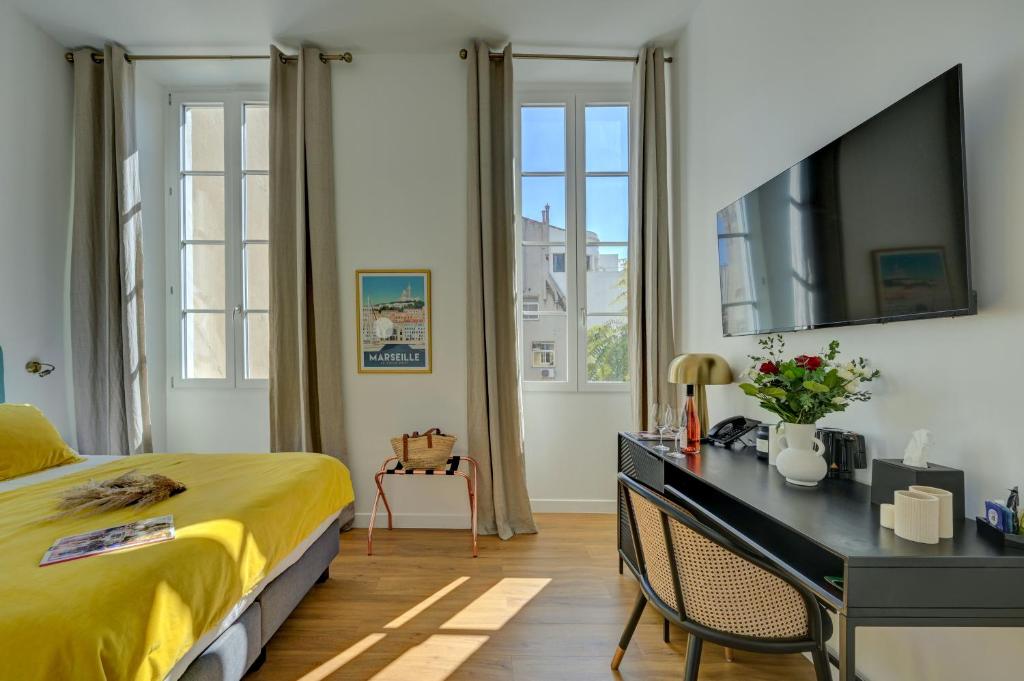 
Queen Room with Garden View
