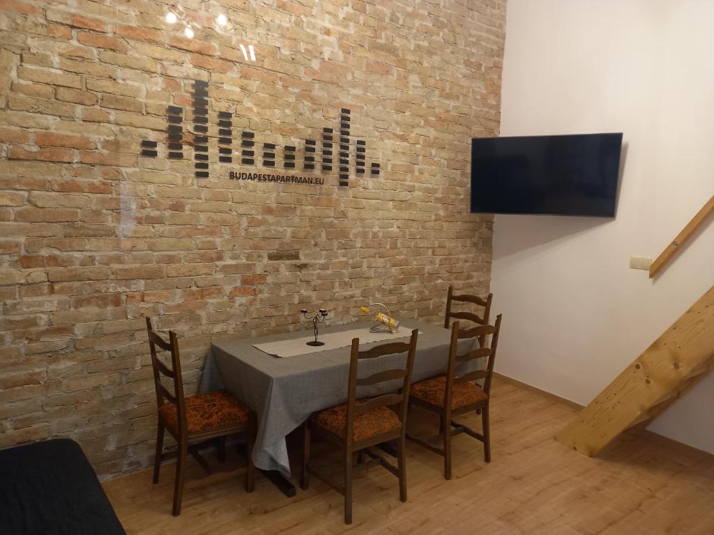 Budapest Apartman Buda szívében 1122 Budapest, Csaba utca 8. földszint 5. kép - 1