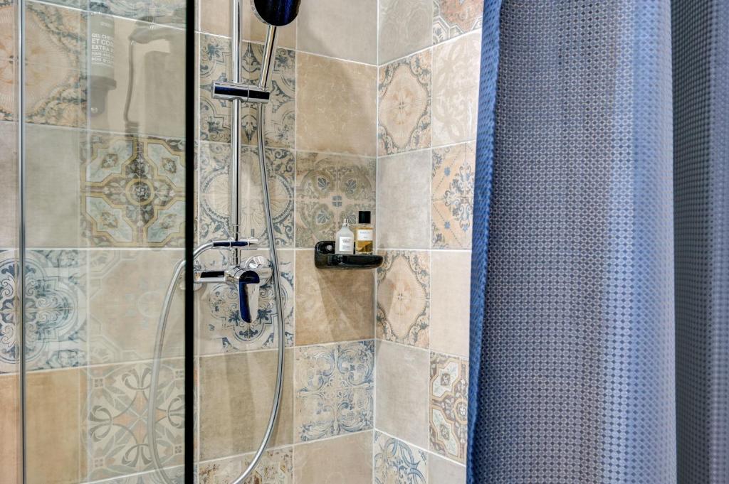 Boutique Hôtel Provencia - Resim 9