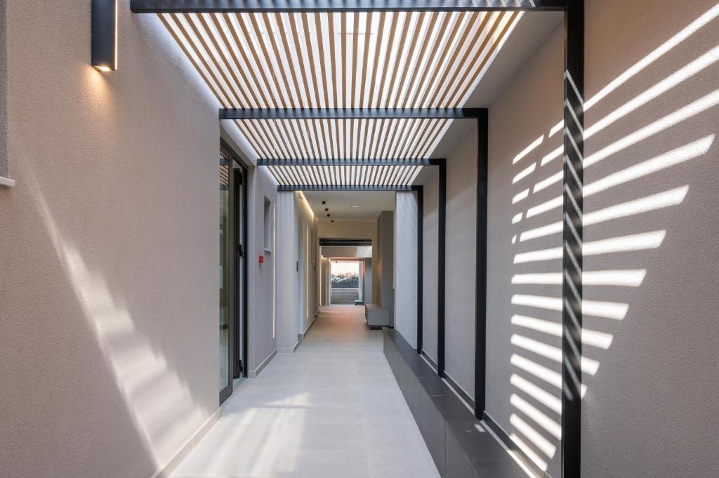 Fotografie z fotogalerie ubytování Ostrakon Suites v destinaci Agia Marina Nea Kydonias