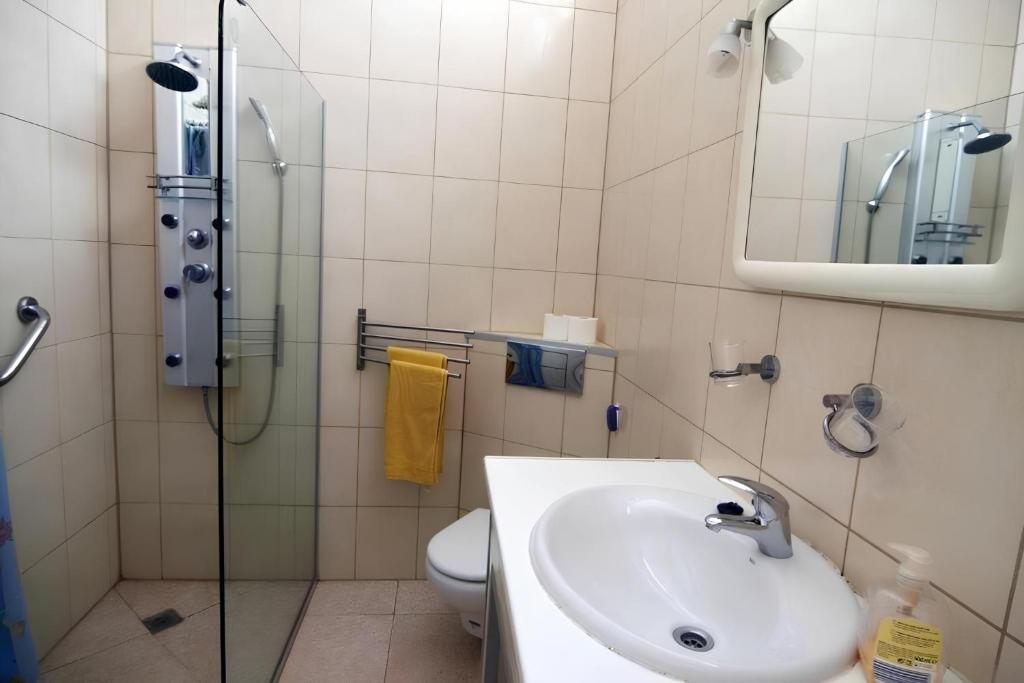 Koupelna v ubytování Estupendo bungalow cerca del mar
