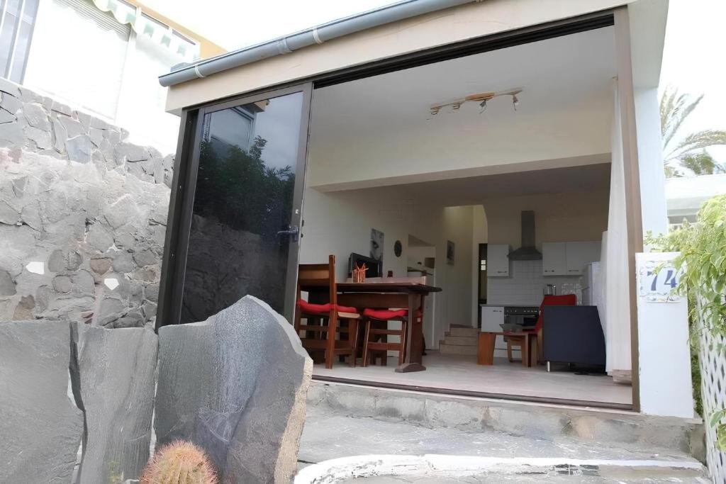 Fotografie z fotogalerie ubytování Estupendo bungalow cerca del mar v destinaci Maspalomas