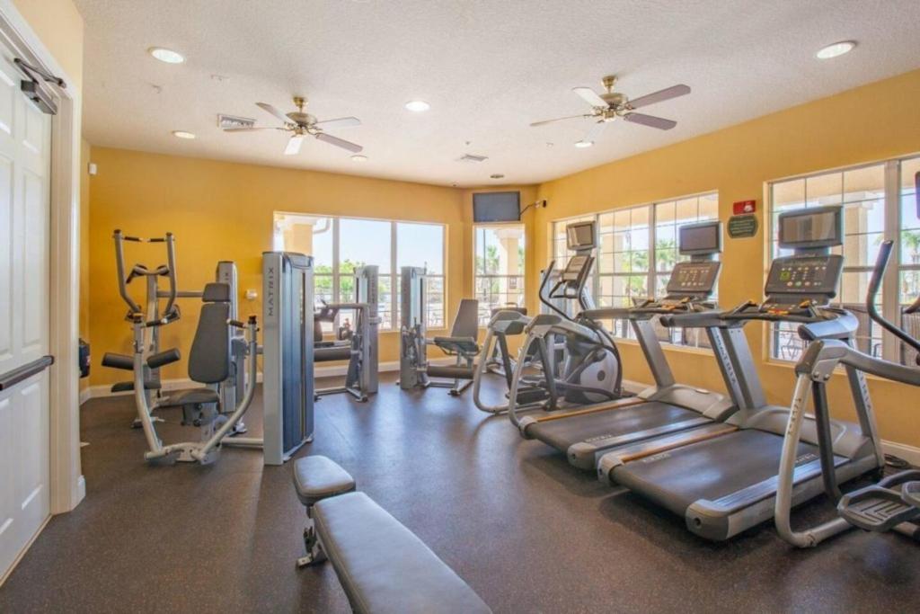 Het fitnesscentrum en/of fitnessfaciliteiten van Apartment at Vista Cay Resort