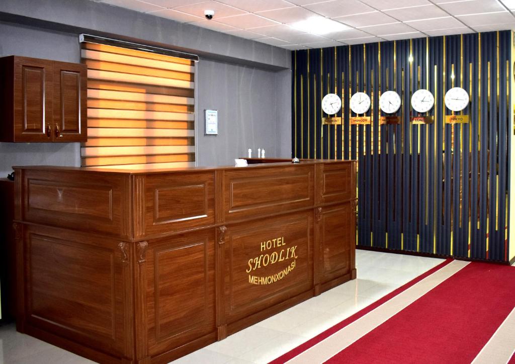 Area lobi atau resepsionis di Hotel Shodlik