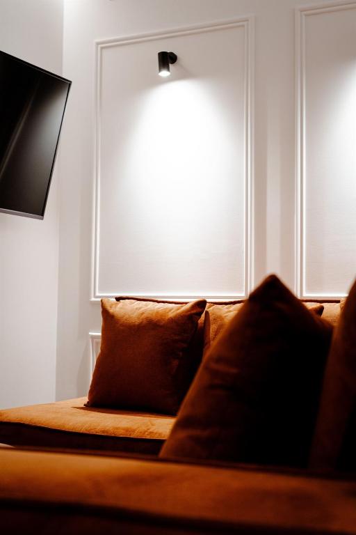 TV a/nebo společenská místnost v ubytování Nostos - Luxury Apartment in Agrinio