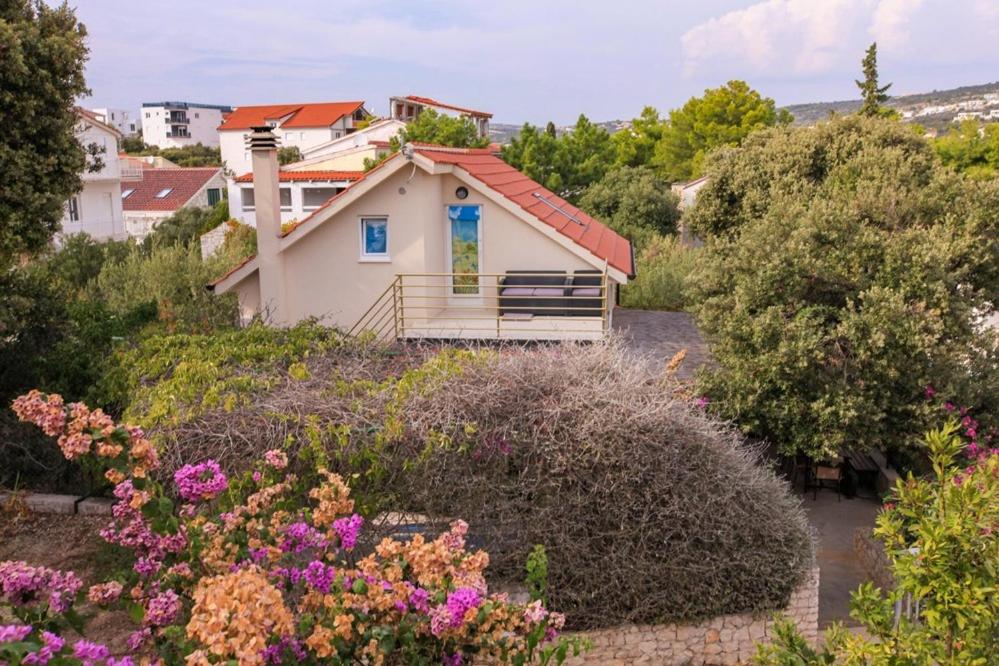 Zahrada ubytování Apartment Sarita