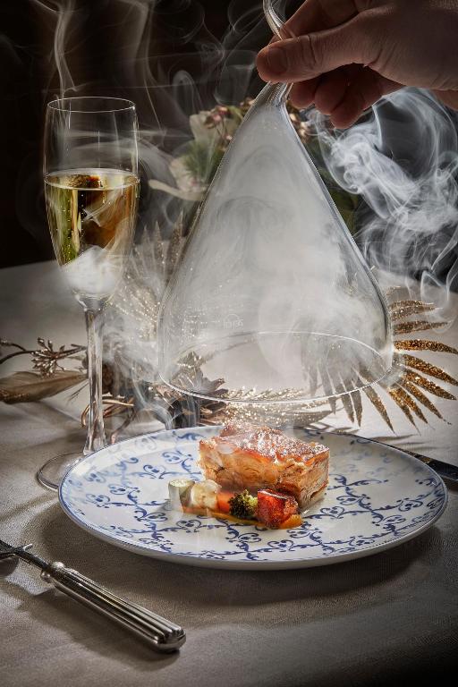 Relais & Châteaux Heritage Hotel - Resim 11