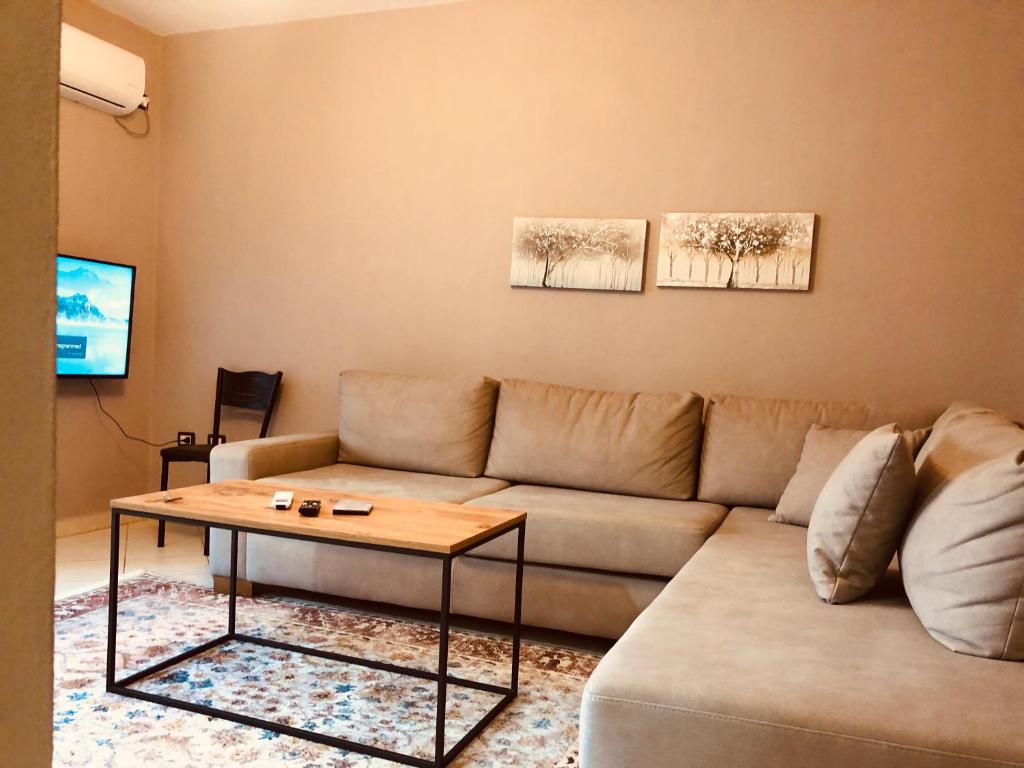 Qemal Stafa Apartment - Imazhi 4