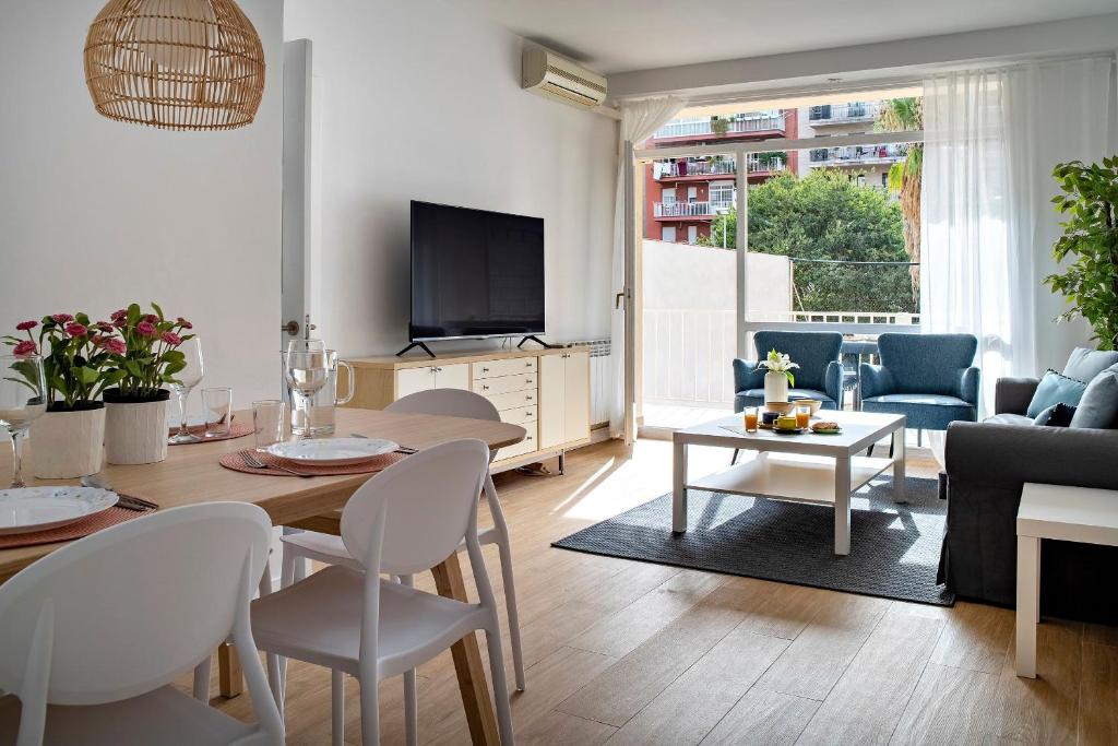 Habitat Apartments Arenas Parc