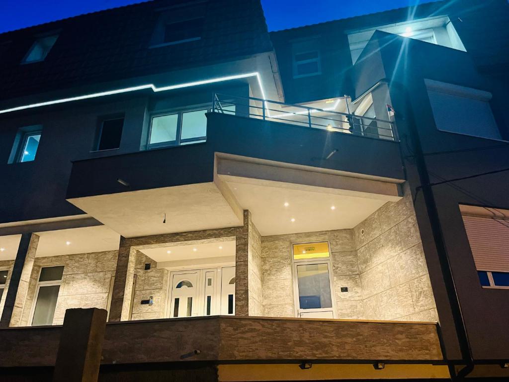 Budova, kde se apartmán nachází