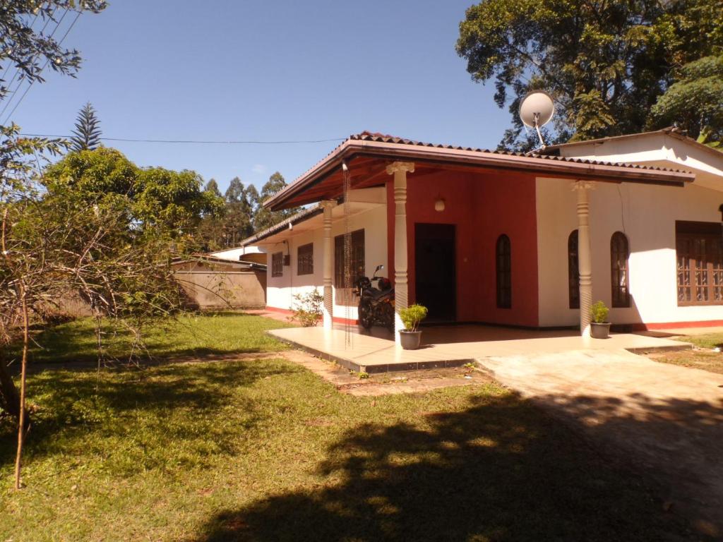 K Shanthi Holiday Bungalow, Diyatalawa (updated prices 2024)