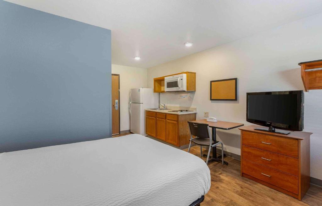 Extended Stay America Select Suites - Akron - South - Estudio
