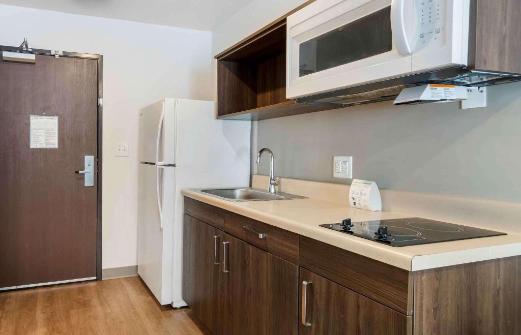 Extended Stay America Suites - Charlotte - Matthews photo