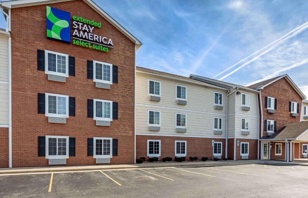 a building with a sign that says stay america healthcare at Extended Stay America Select Suites - Cleveland - Mentor in Mentor