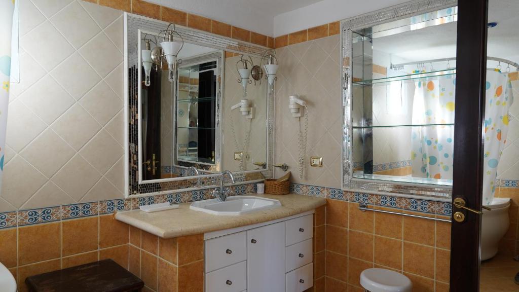 Koupelna v ubytování Private Coral Suite & kitchen in Sharm-el-Sheikh