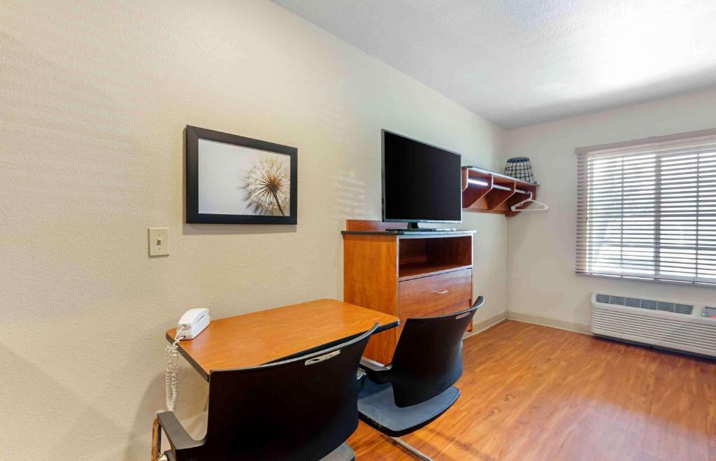 Extended Stay America Select Suites - Fort Lauderdale - Airport - West - Estudio Con Cama Grande