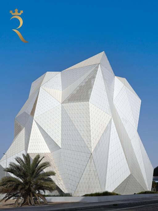Fotografija v galeriji nastanitve Charming Rossa 1BR Getaway Yas Island v mestu Abu Dhabi