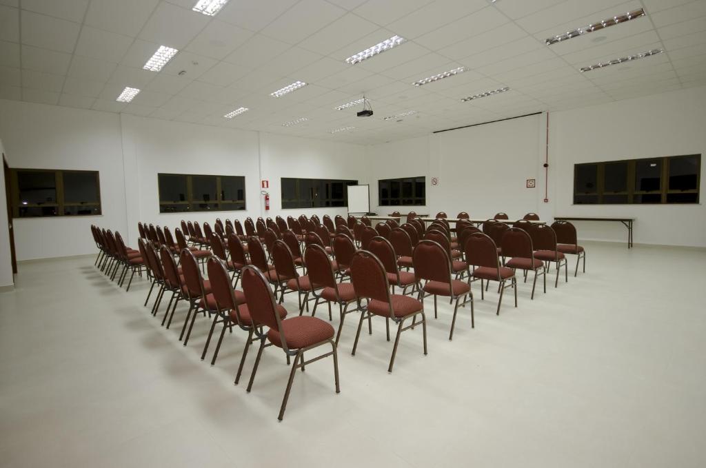 Konferenční prostory v ubytování Pena Branca Hotel e Eventos