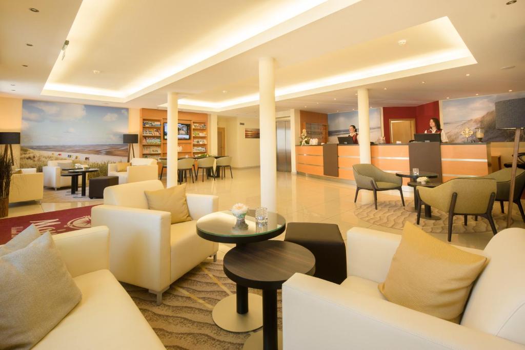 Posezení v ubytování Moin Hotel Cuxhaven