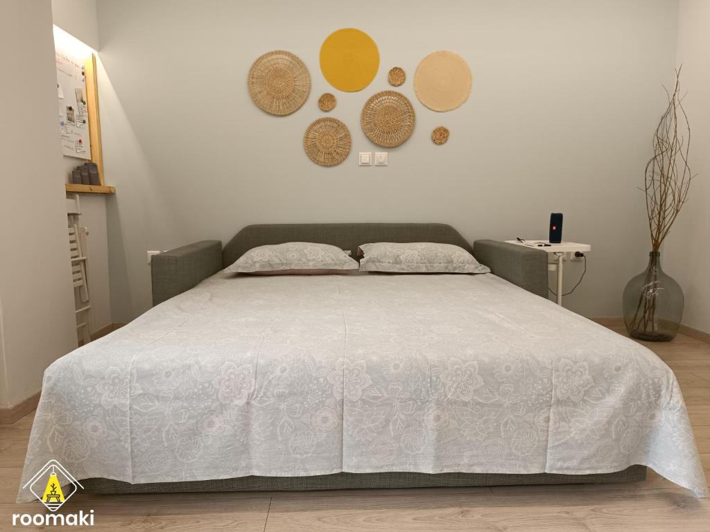 roomaki - new & stylish studio in the center with parking, Chalkida –  Updated 2024 Prices