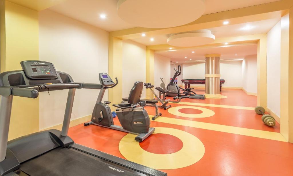 Fitness centrum a/nebo fitness zařízení v ubytování Villa Side Hotel