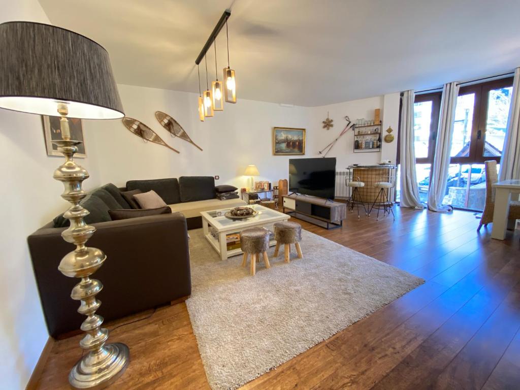 O zonă de relaxare la Apartamento Sierra Nevada 7 plazas lujo junto a telesilla estación