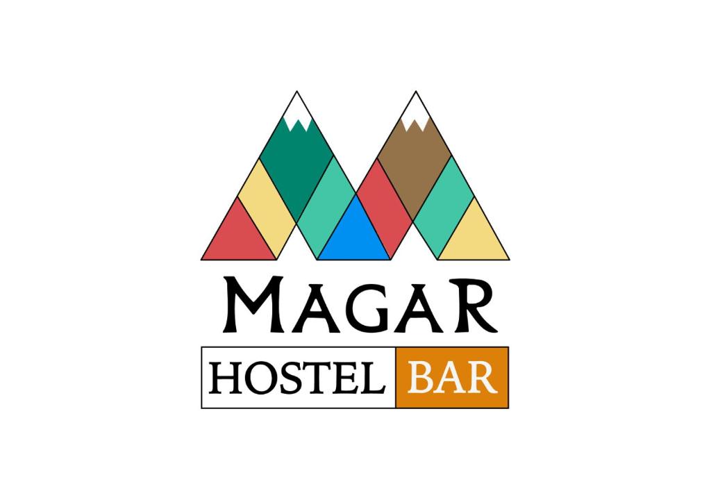 un logotipo para el bar del hospital mgar en Magar Hostel Bar, en Cusco