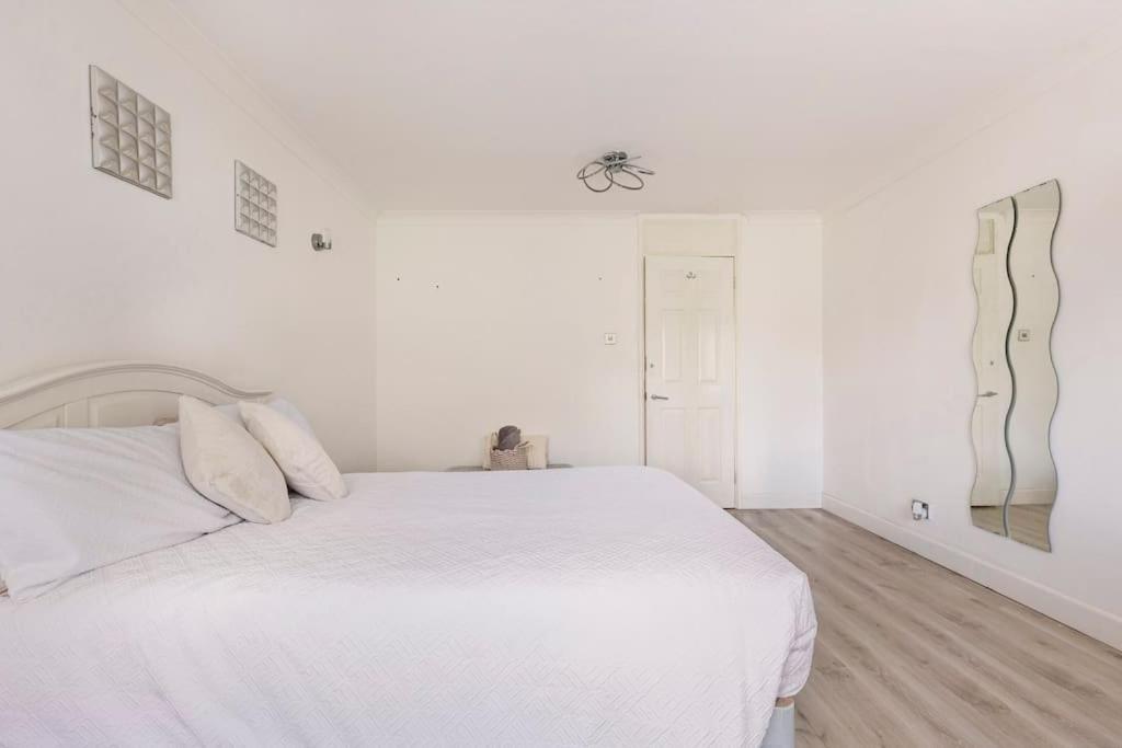 Luxury terraced house in Thamesmead