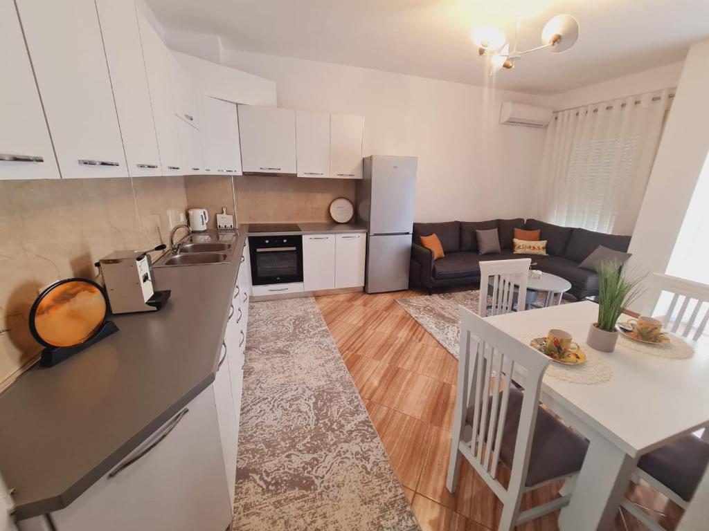 COLI Apartments - 56 - Imazhi 4