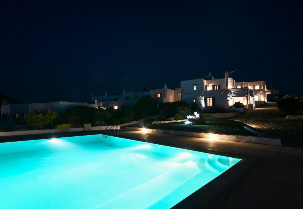 Fotografia z galérie ubytovania Nola Traditional Villa with pool and amazing sea views, Paros v destinácii Kampos Paros