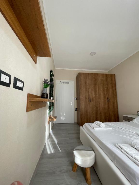 Stone City Apartament - Image 7