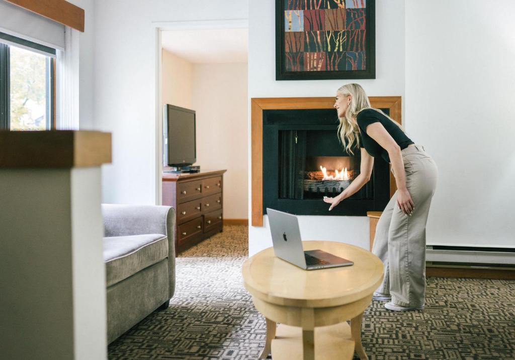 Executive Inn Whistler photo