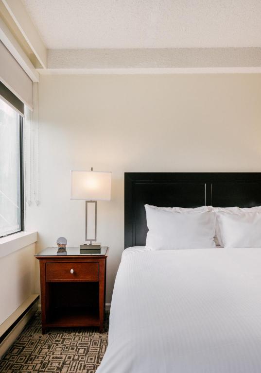 Executive Inn Whistler photo