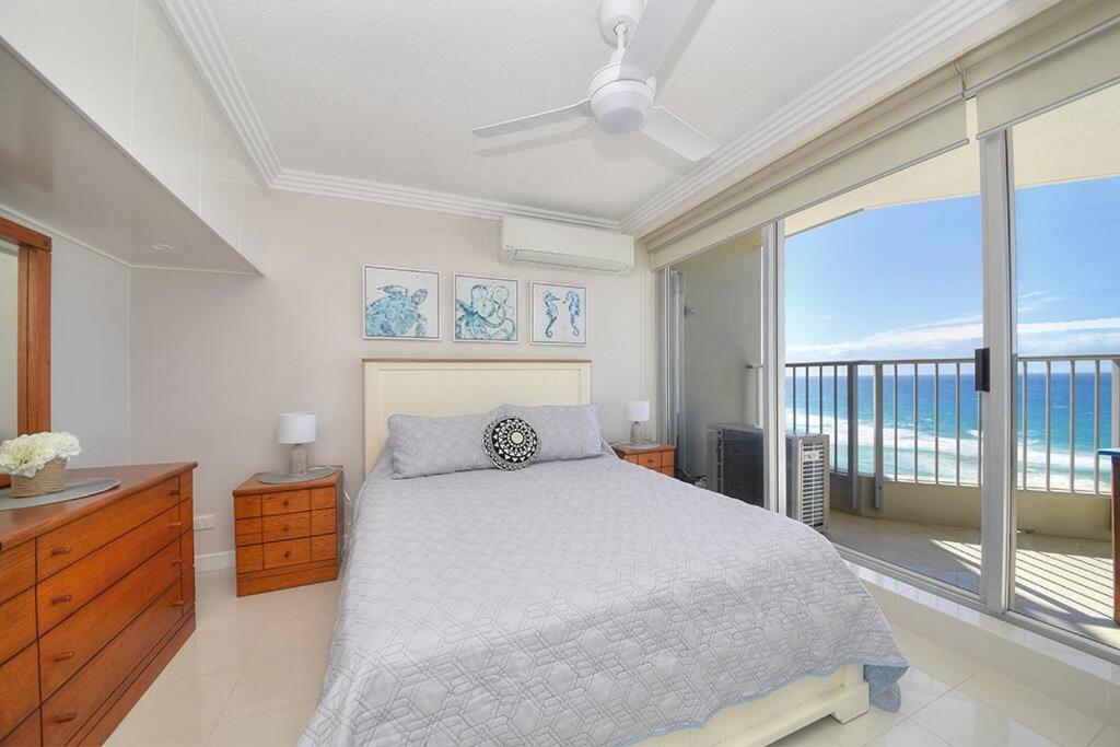 Curated visual reference: Luxury Apartments With Spectacular View Reference: Spectacular Luxury Beachfront Apartment Gold Coast Updated Prices 2026