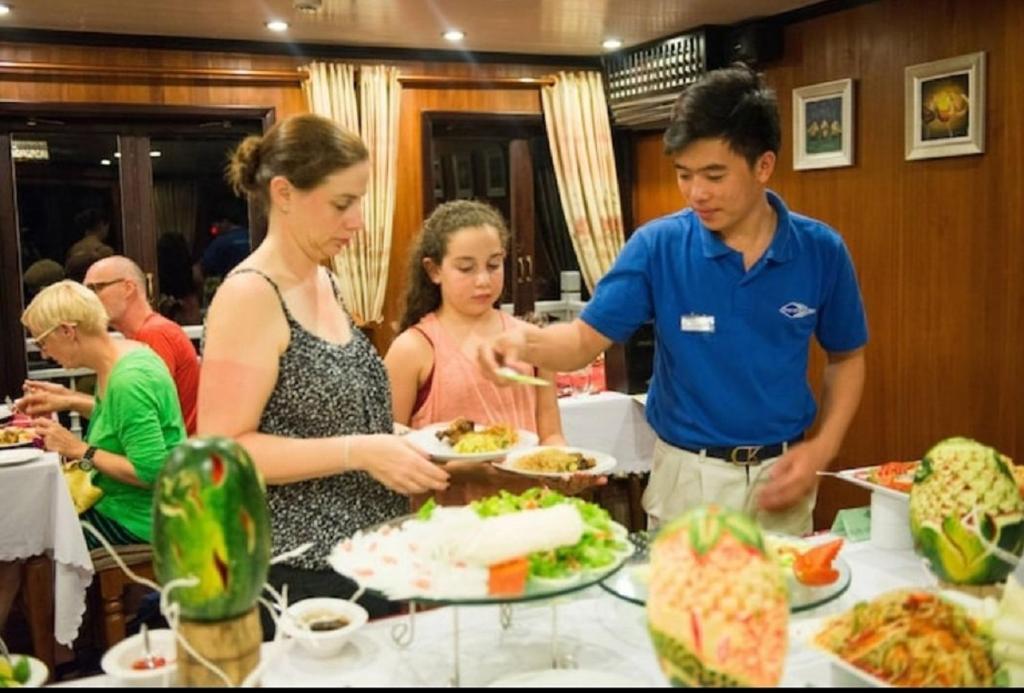 Royal Palace Cruise - 15