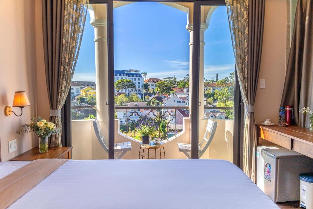 Postel nebo postele na pokoji v ubytování Guava Hill Boutique Hotel