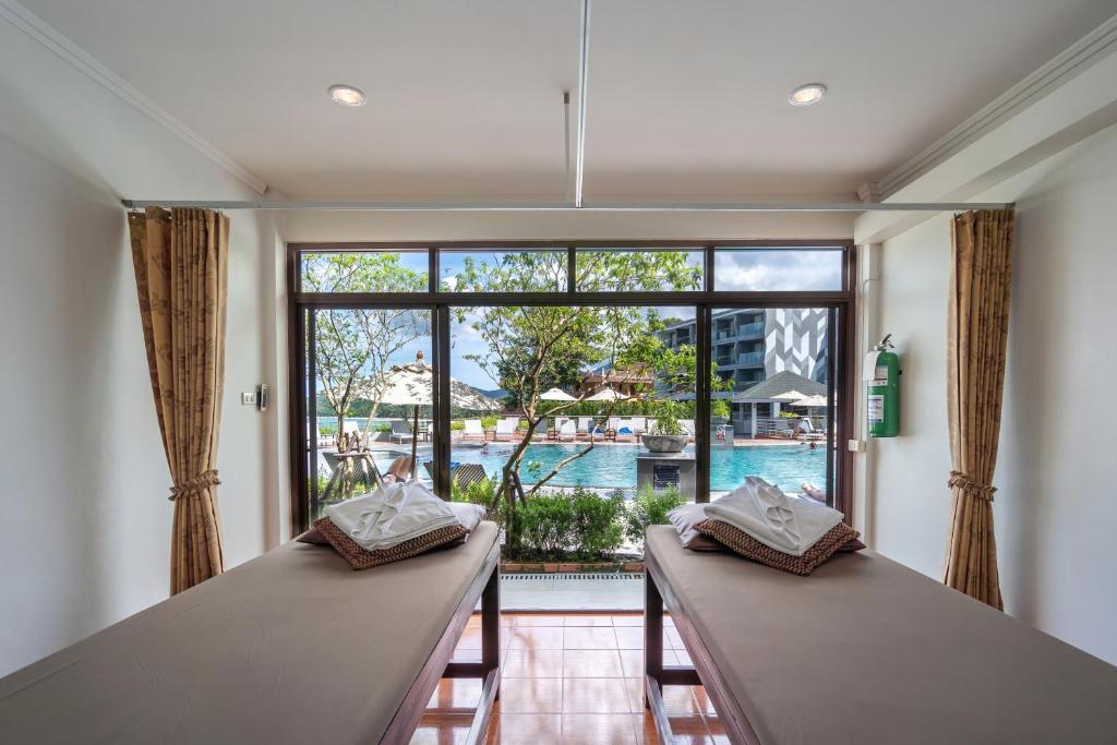 Bazén v ubytování Orchidacea Resort - Kata Beach nebo v jeho okolí