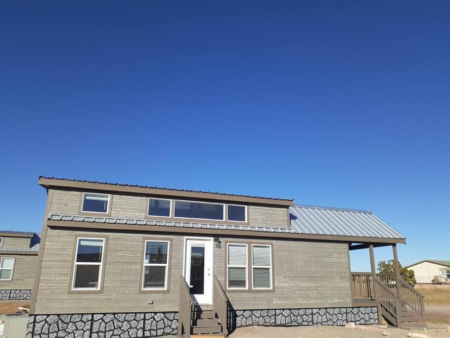 シャレーが所在する建物