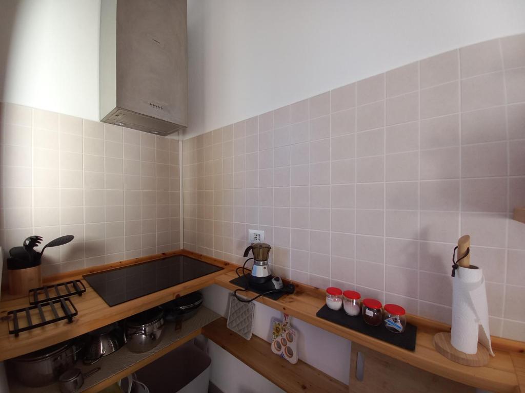 Kuchyň nebo kuchyňský kout v ubytování Appartamento Miralago con Giardino sul Lago