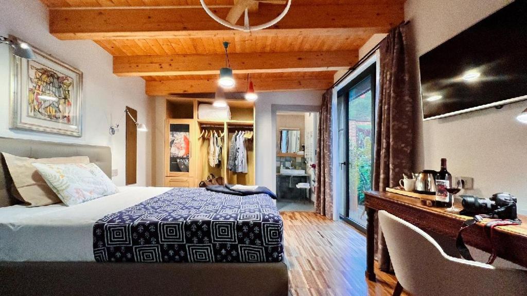 d'ARTEmisia Chambres d'hôtes - Tweepersoonskamer Met Uitzicht Op De Tuin