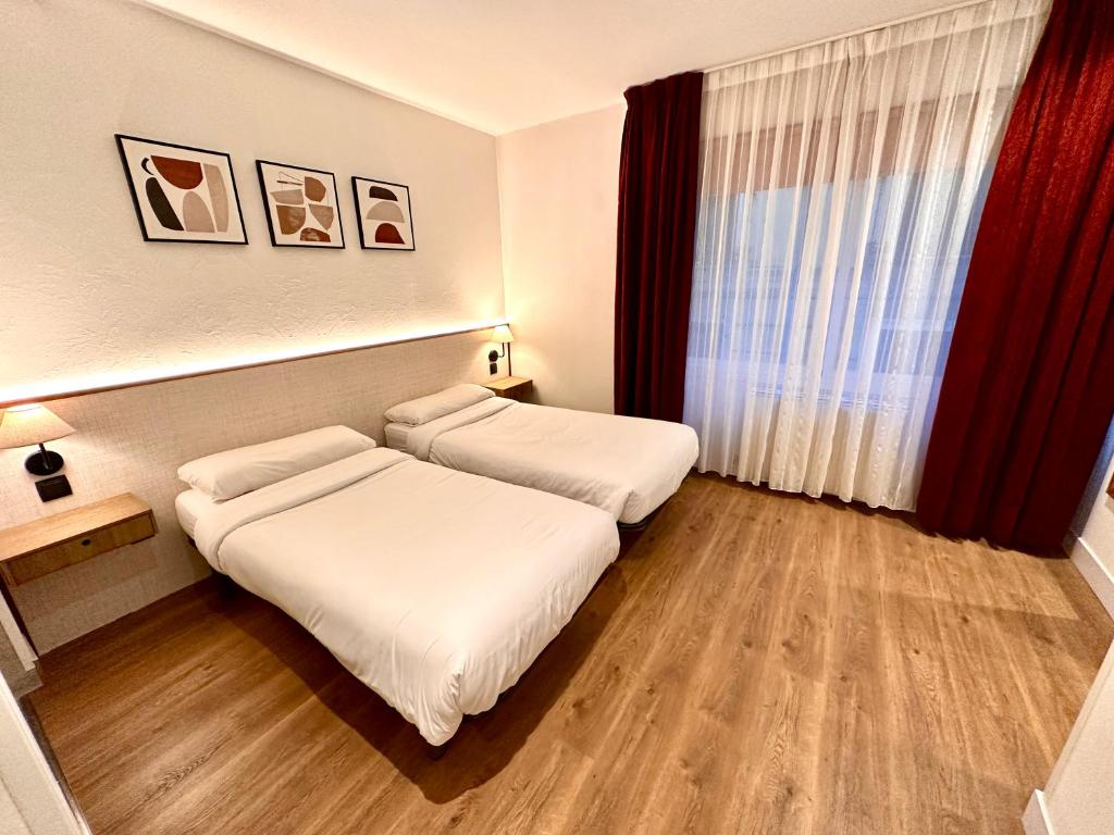 Far Home Gran Vía - Quarto Twin Com Casa De Banho Privativa