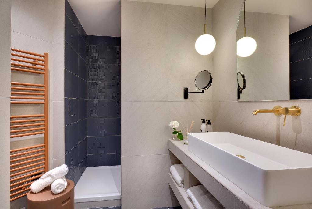 Hôtel Artemisia Montmartre