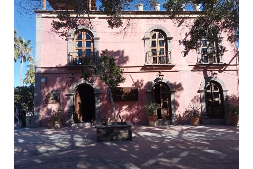 Budova, kde se hotel nachází