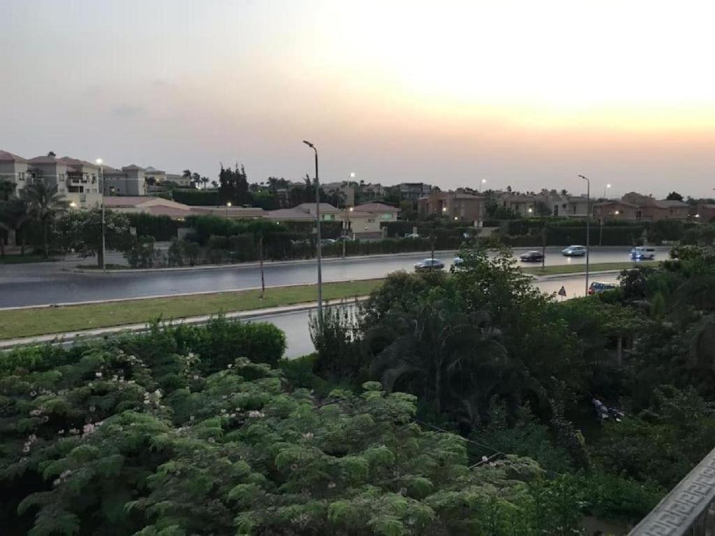 Choueifat Katameya heights 5th settlement, 3 double bedrooms entire