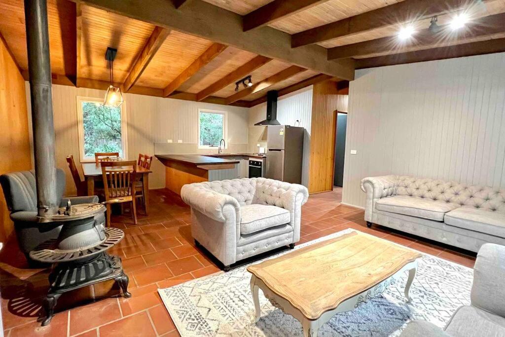 Boutique House, Wantirna (updated prices 2024)